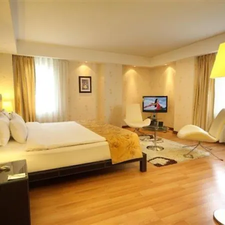Otel Cartoon 4*