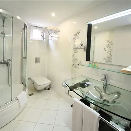 Hotel Cartoon Provincia di Istanbul