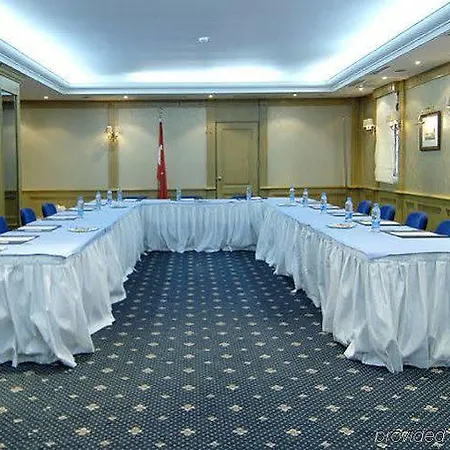 Hotel Cartoon Provincia di Istanbul