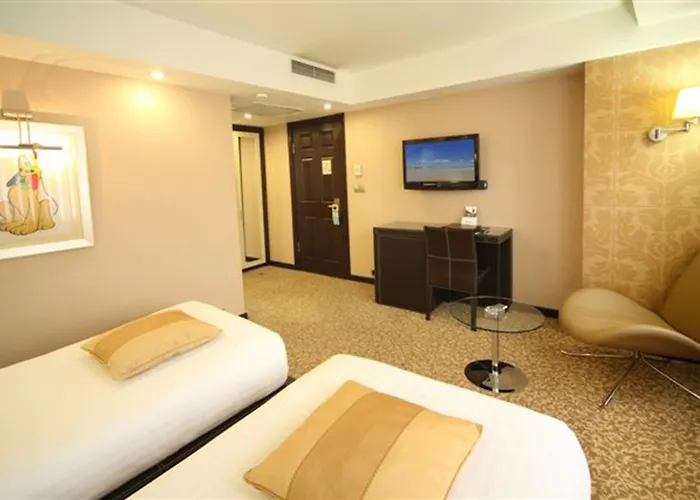 Отель Cartoon 4*