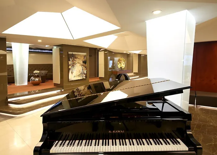 Cartoon Отель 4*