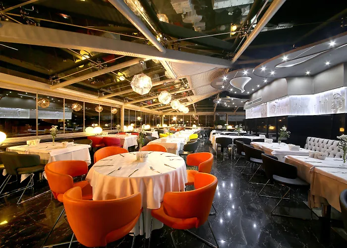 Cartoon מלון איסטמבול