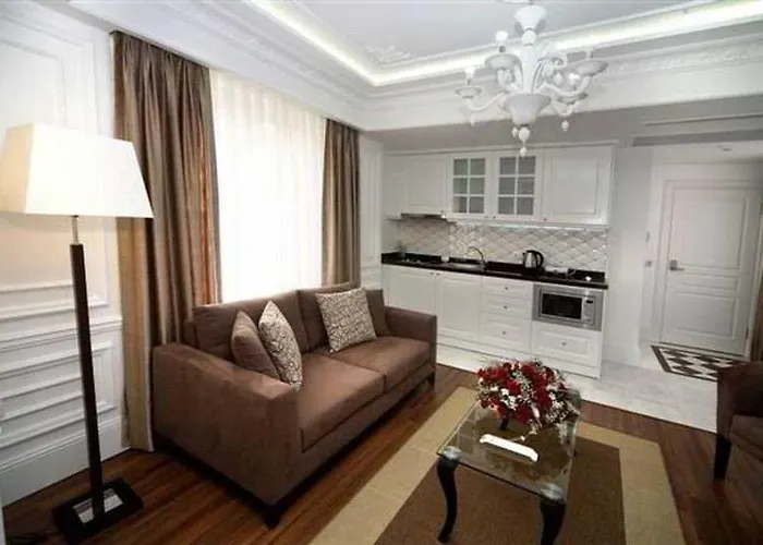 Cartoon Отель Стамбул