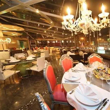 Cartoon Hotel Estambul