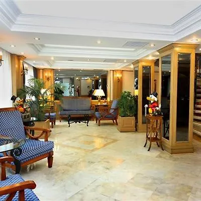 فندق كارتون